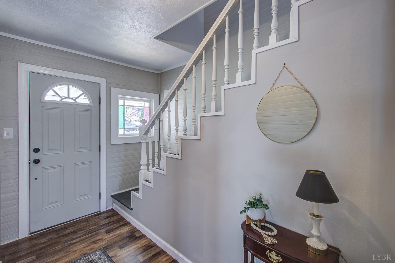 201 Blue Ridge Street Lynchburg, VA 24501 - Photo 3 of 36 Gallery Image 3