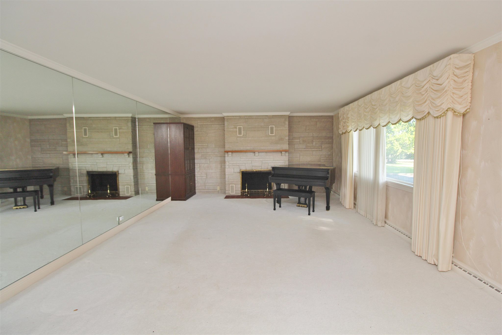 1809 North Wabash Road Marion, IN 46952 - Photo 2 of 23 Gallery Image 2