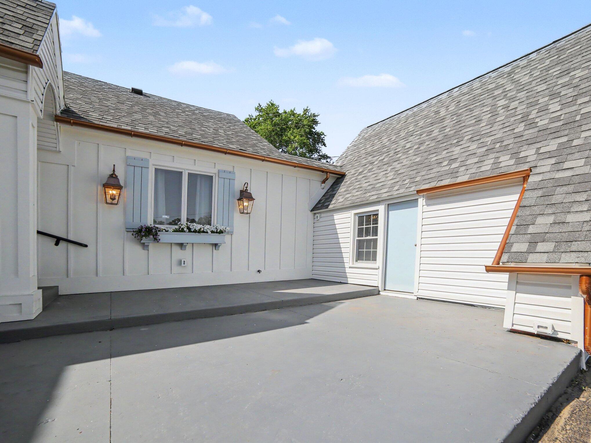 2933 Dawes Road Muskegon, MI 49441 - Photo 5 of 77 007_file_8259