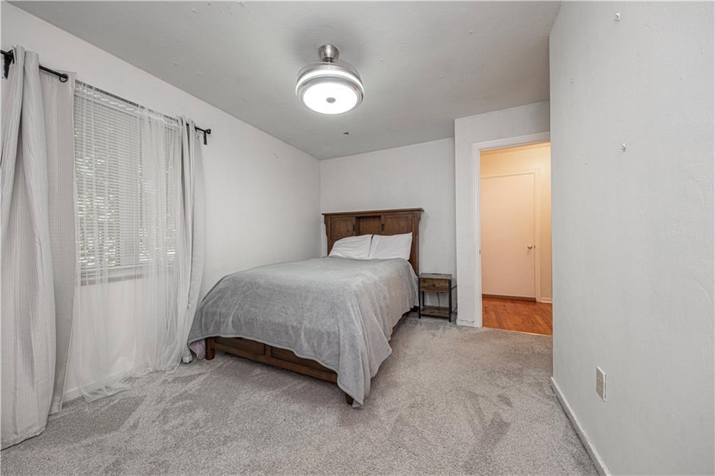 430 Sangree Road Pittsburgh, PA 15237 - Photo 22 of 34