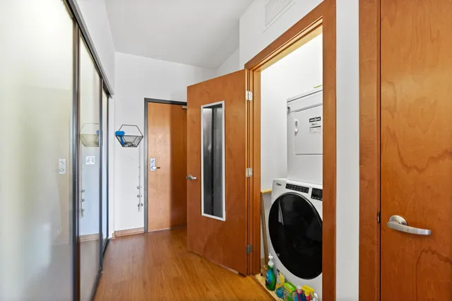 $1,475 | 15 East Franklin Avenue, Unit 320, Minneapolis, MN 55404