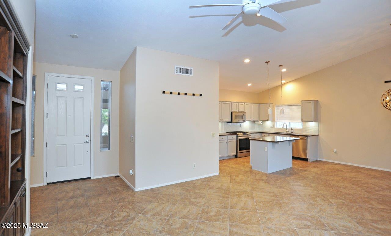 63300 East Flower Ridge Drive Tucson, AZ 85739 - Photo 14 of 32