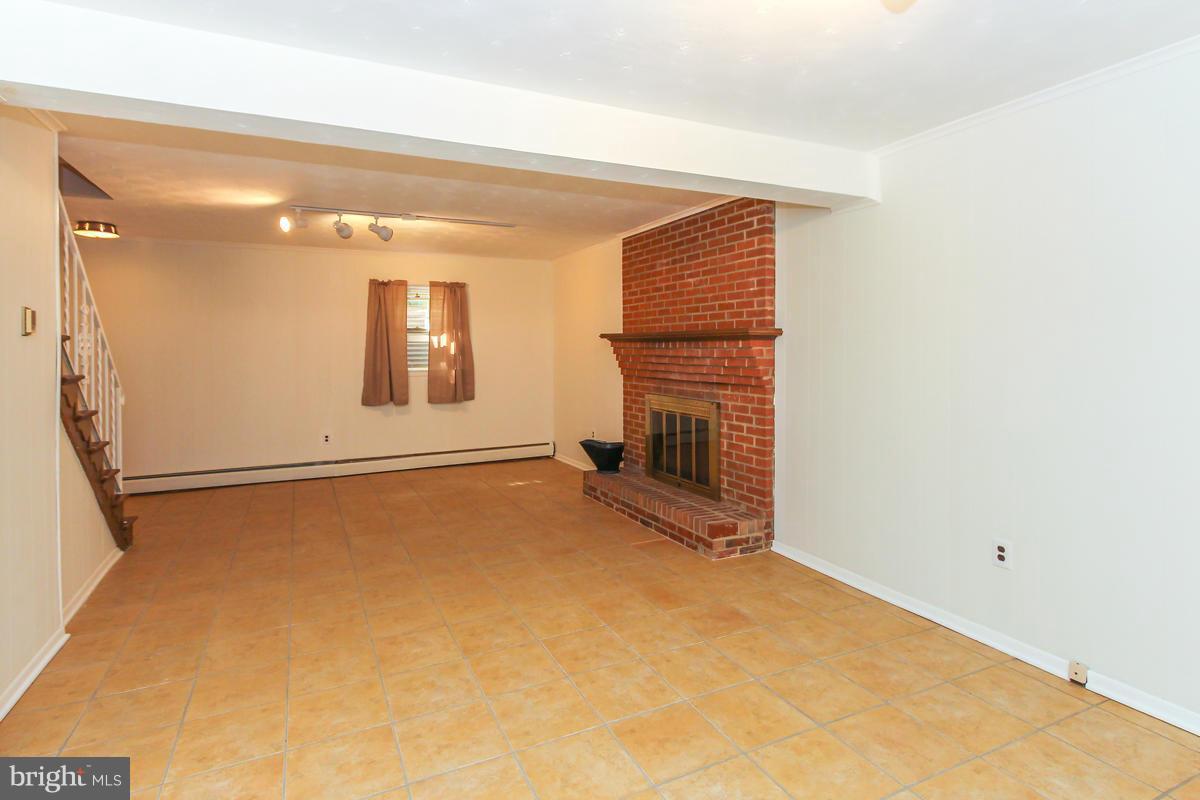 12206 Hounds Lane Reston, VA 20191 - Photo 25 of 30 Basement