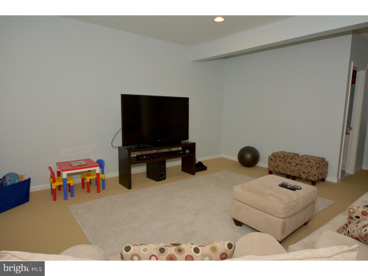 62 Maidenhead Road Princeton, NJ 08540 - Photo 20 of 25 Family Room