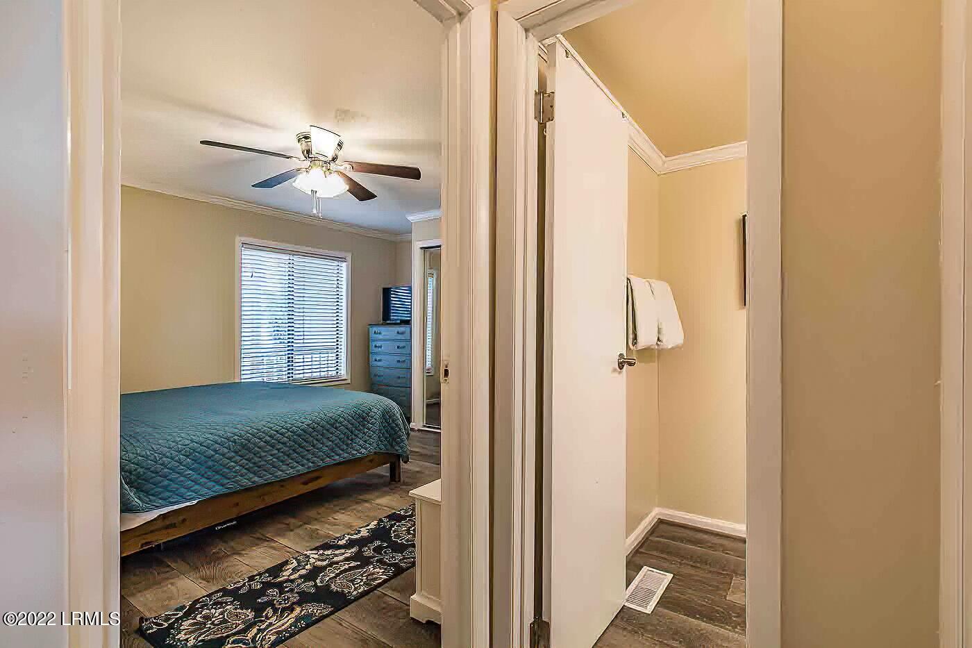 6 Cedar Reef, Unit C103 Harbor Island, SC 29920 - Photo 16 of 37 19 Hallway
