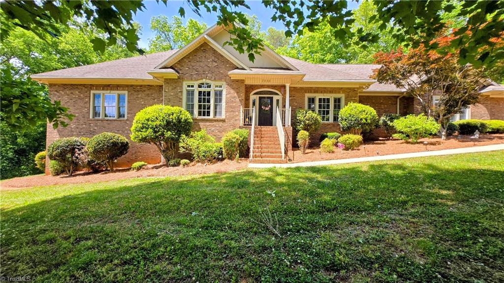 7035 Skylark Road Pfafftown, NC 27040 - Photo 35 of 47 Exceptional Living (6200+) with In-law Suite and Elevator!