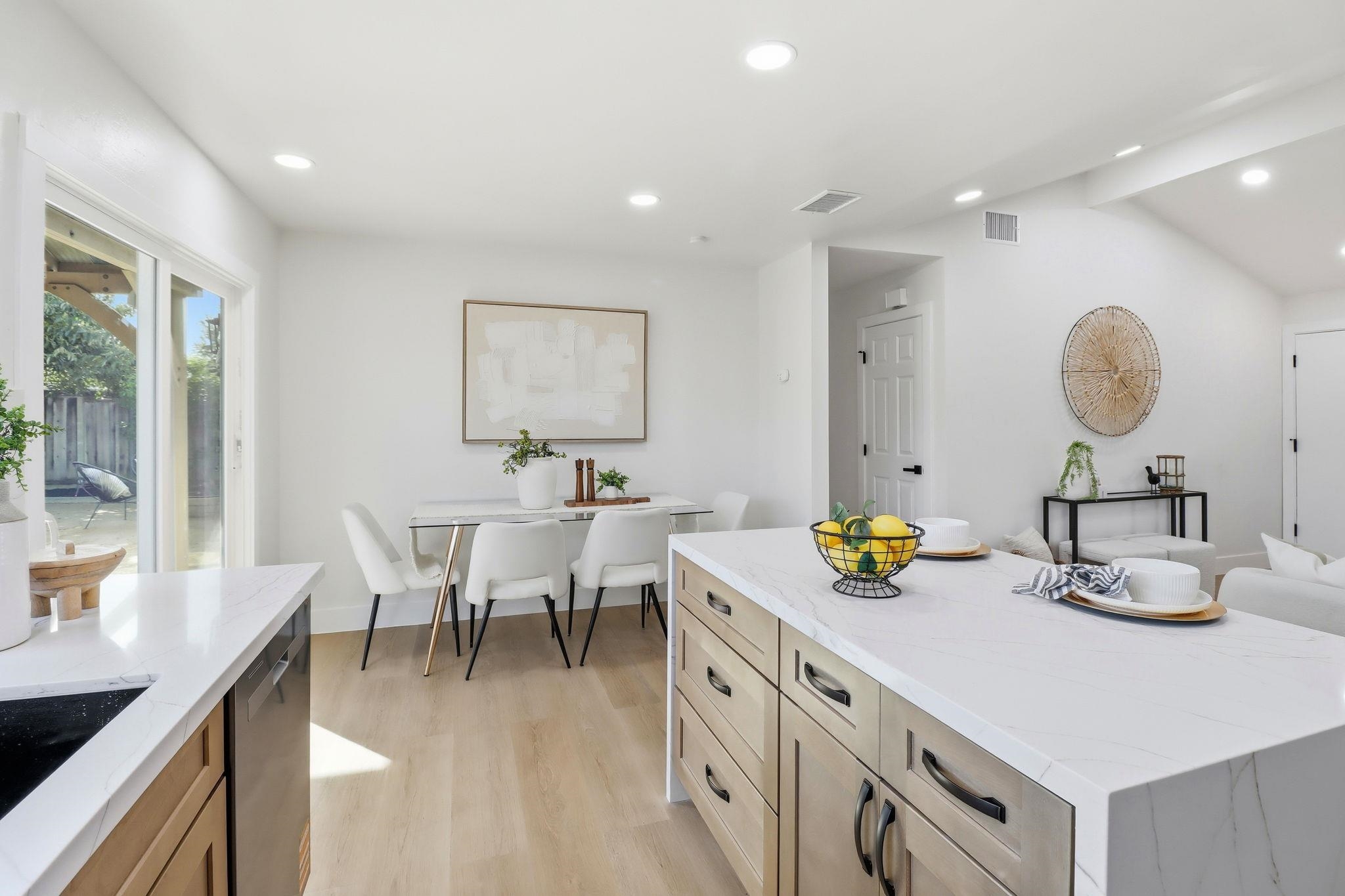 2272 Shadowtree Drive San Jose, CA 95131 - Photo 14 of 31