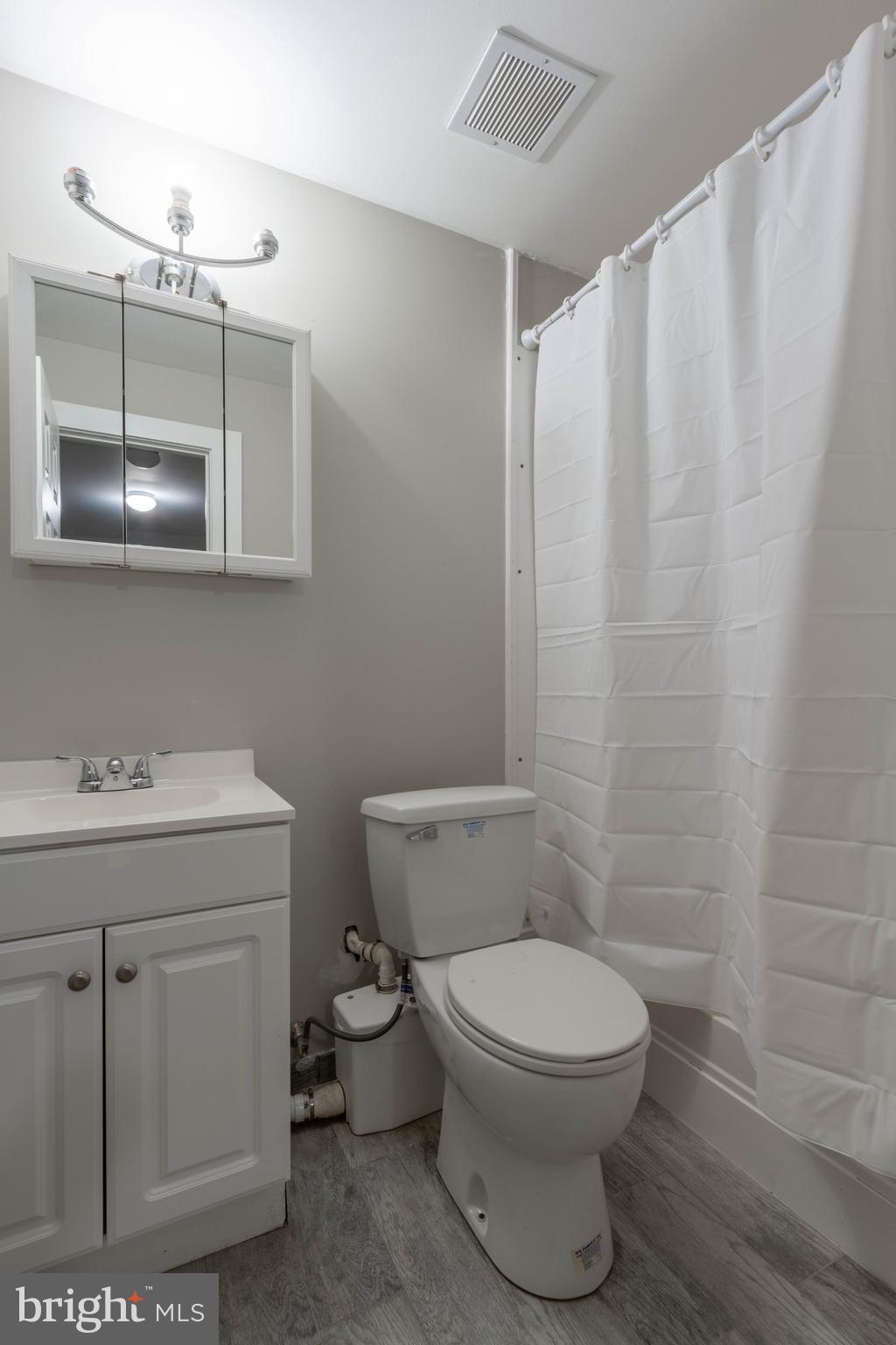 1903 Church Street Philadelphia, PA 19124 - Photo 18 of 23 room #6