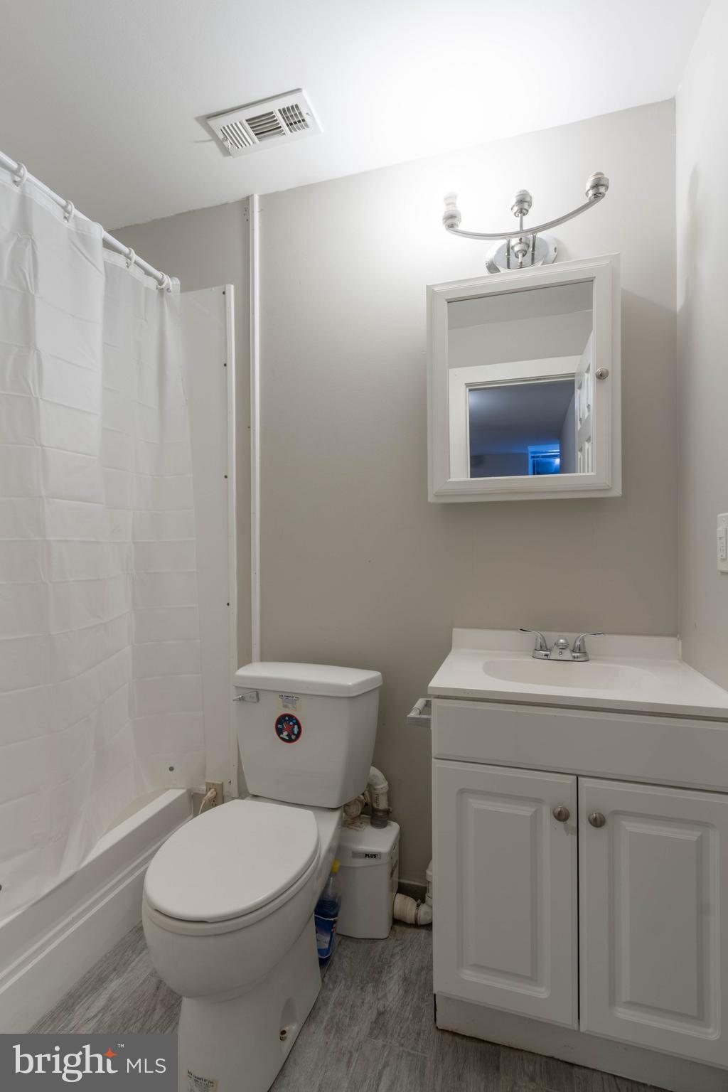 1903 Church Street Philadelphia, PA 19124 - Photo 21 of 23 room #7