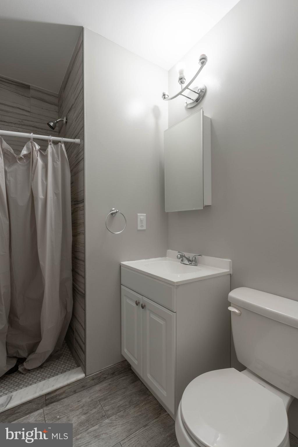 1903 Church Street Philadelphia, PA 19124 - Photo 10 of 23 room #3