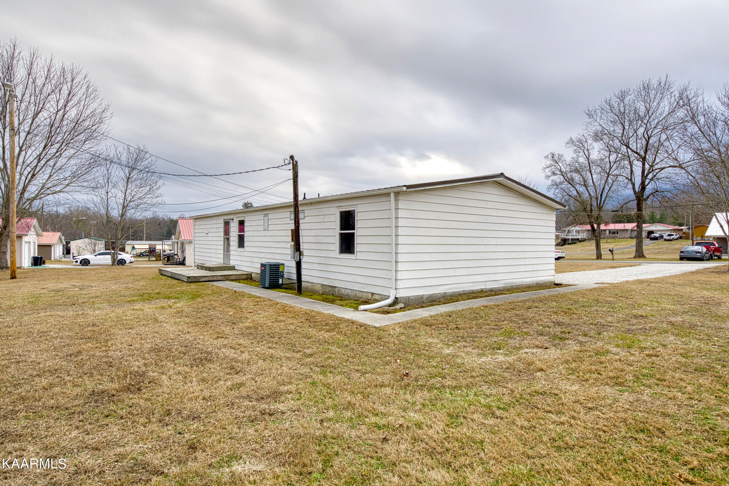 147 Watson Road Caryville, TN 37714 - Photo 19 of 30 030A0490_Batch