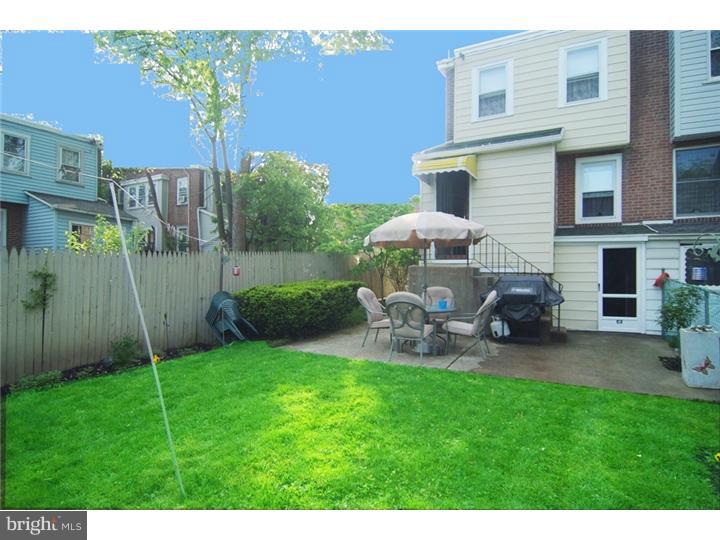 8009 Ryers Avenue Philadelphia, PA 19111 - Photo 14 of 17 Exterior Back