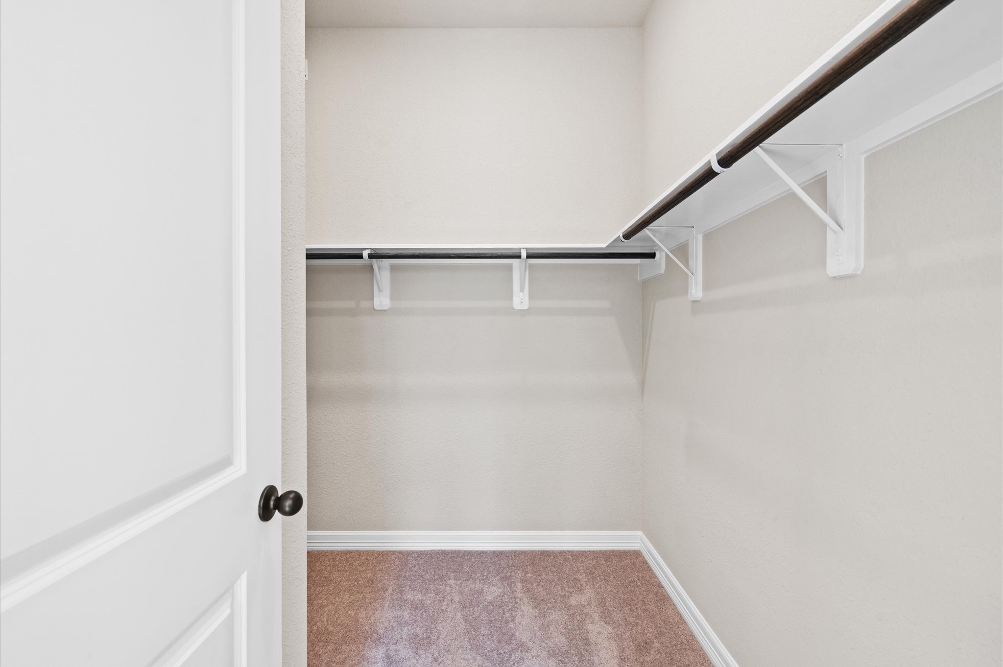 1225 Friendship Trail Seabrook, TX 77586 - Photo 13 of 22 a view of closet