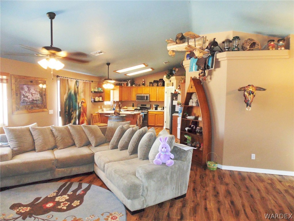 2183 Ridgeview Road Kingman, AZ 86401 - Photo 11 of 38 Gallery Image 11