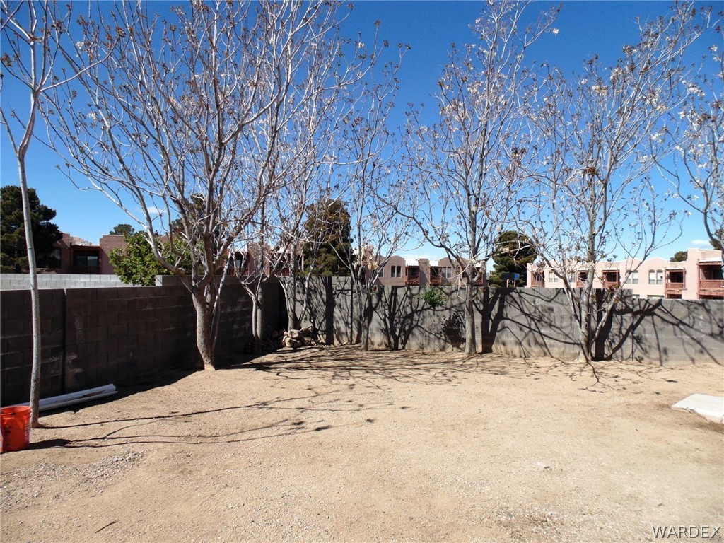 2183 Ridgeview Road Kingman, AZ 86401 - Photo 31 of 38 Gallery Image 31