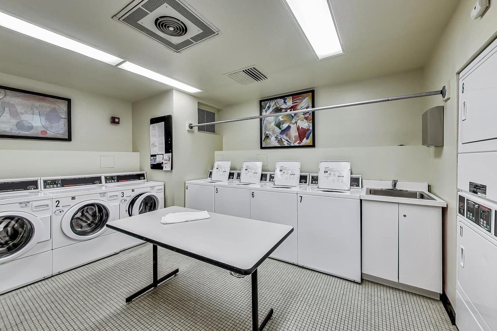 360 East Randolph Street, Unit 2506 Chicago, IL 60601 - Photo 17 of 25