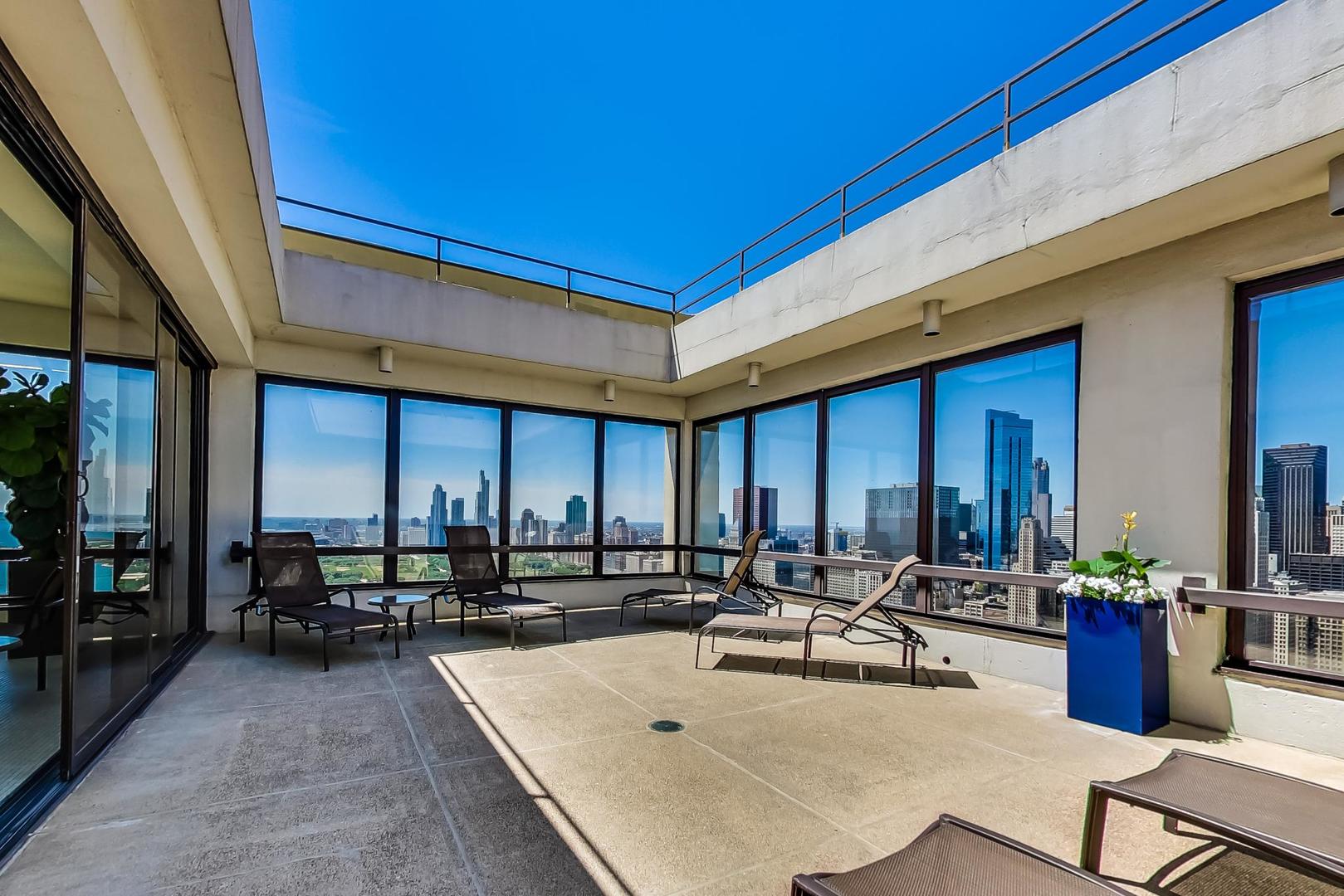 360 East Randolph Street, Unit 2506 Chicago, IL 60601 - Photo 22 of 25