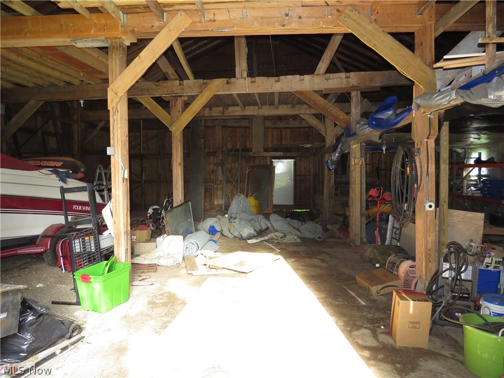 1748 Dock Road Madison, OH 44057 - Photo 6 of 33