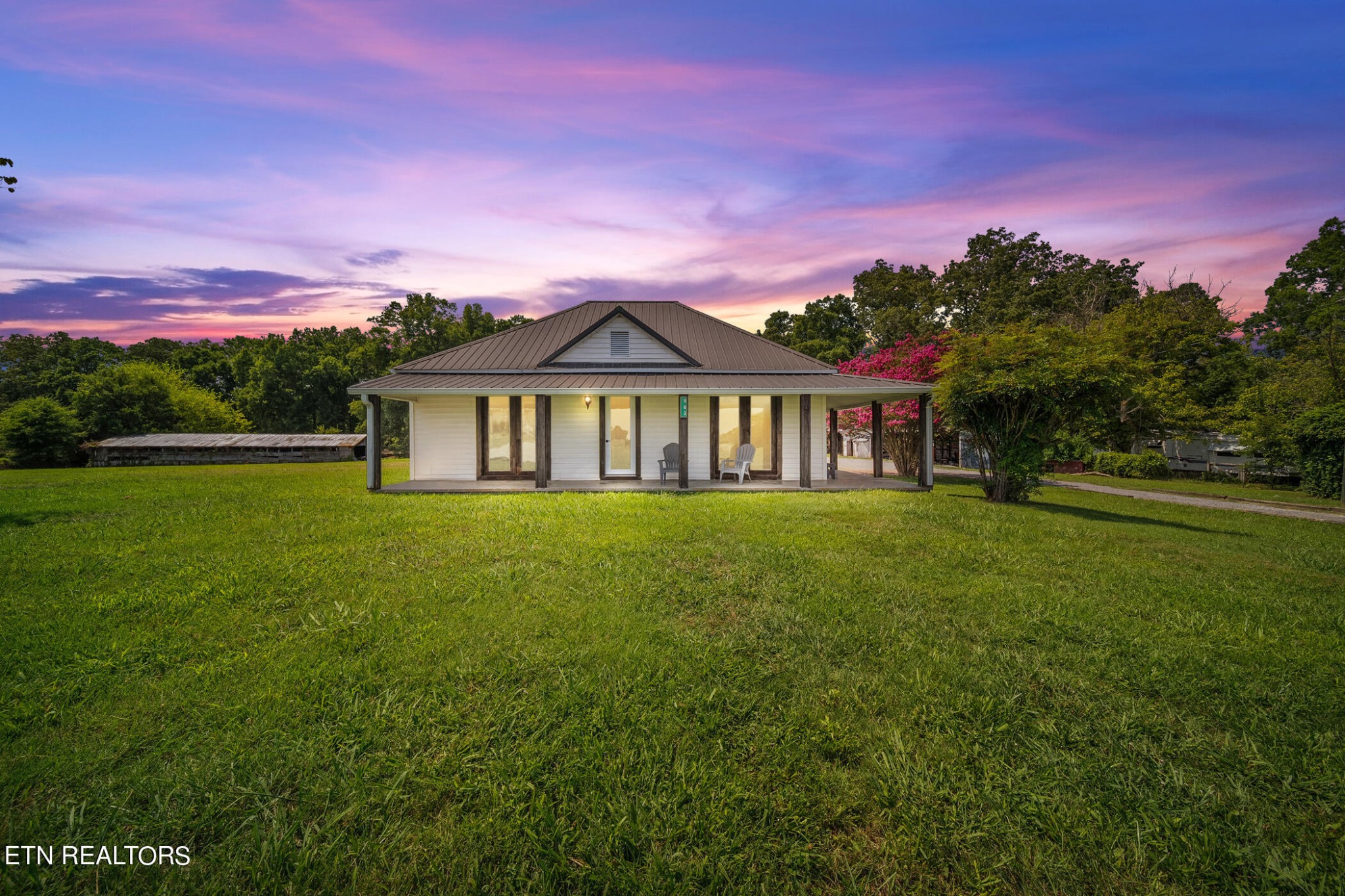 963 Leadmine Road White Pine, TN 37890 - Photo 1 of 33 Gallery Image 1