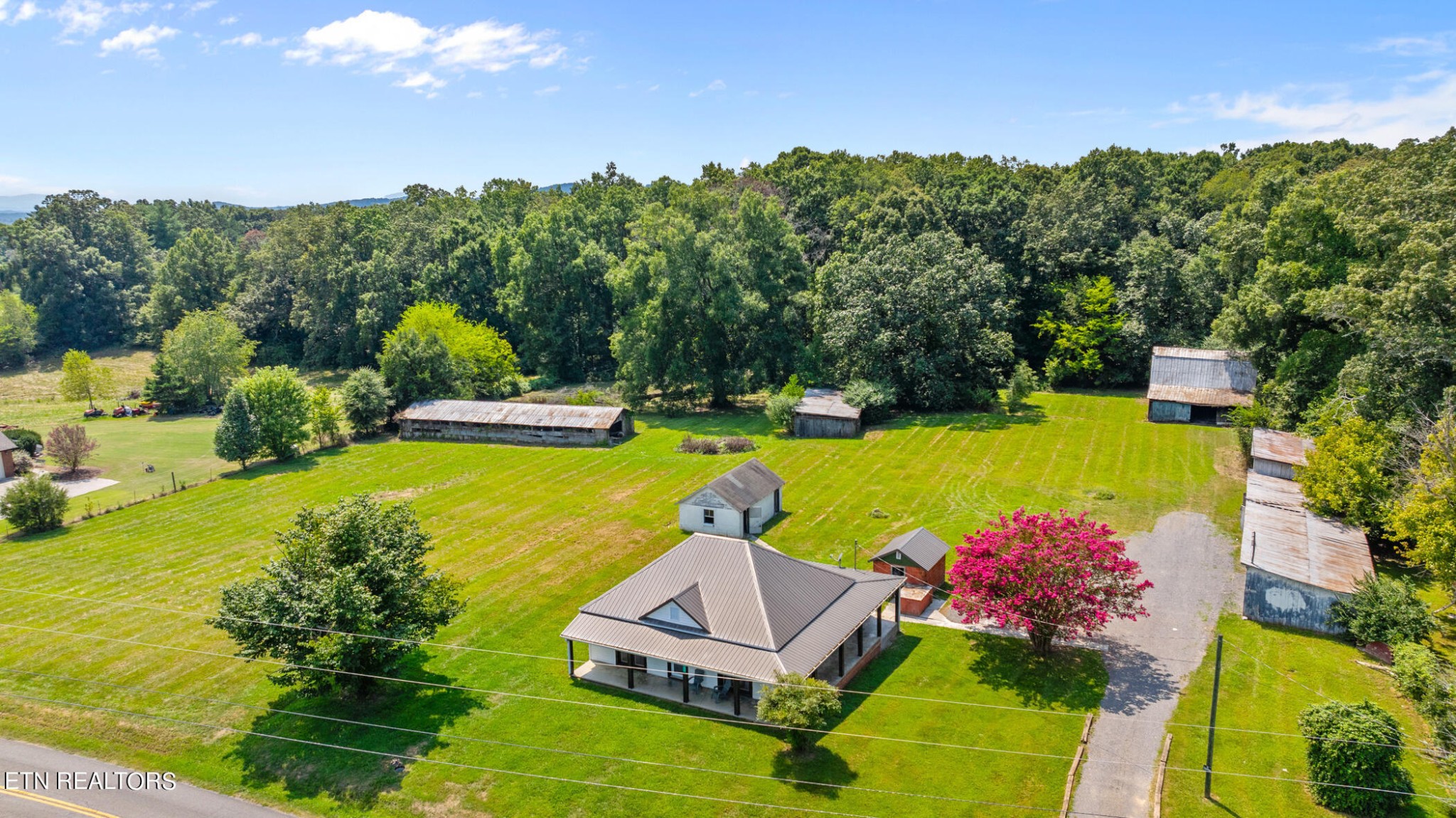 963 Leadmine Road White Pine, TN 37890 - Photo 23 of 33 Gallery Image 23