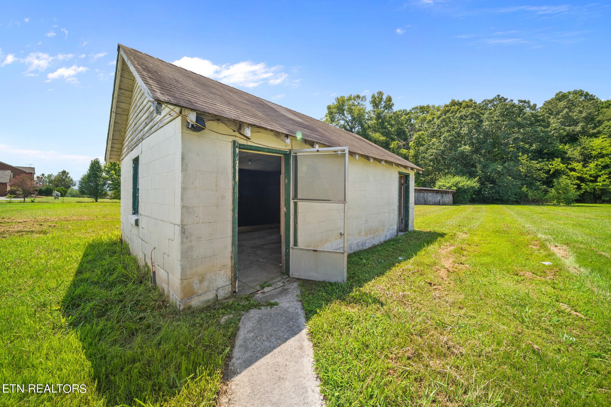 963 Leadmine Road White Pine, TN 37890 - Photo 24 of 33 Gallery Image 24