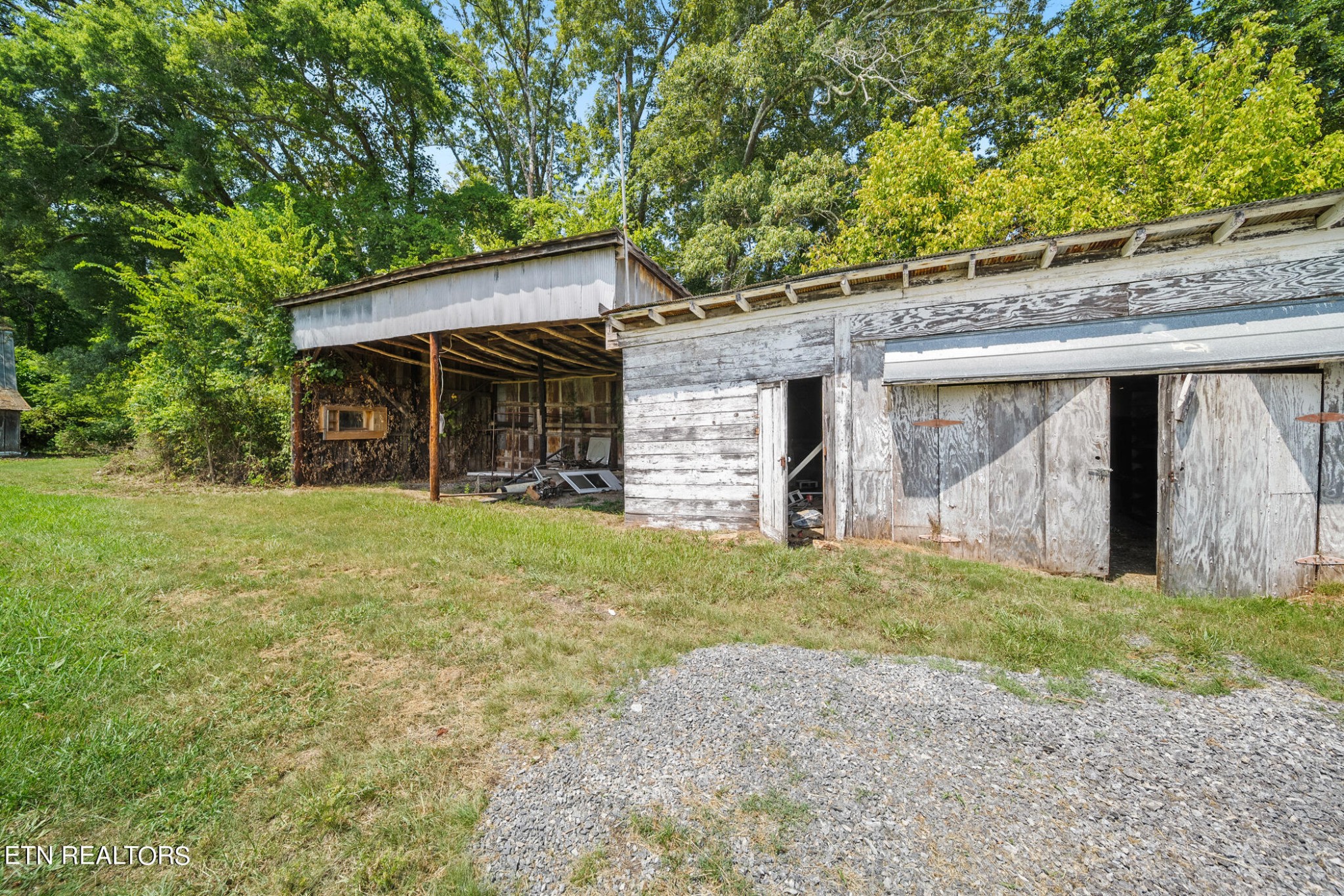 963 Leadmine Road White Pine, TN 37890 - Photo 27 of 33 Gallery Image 27