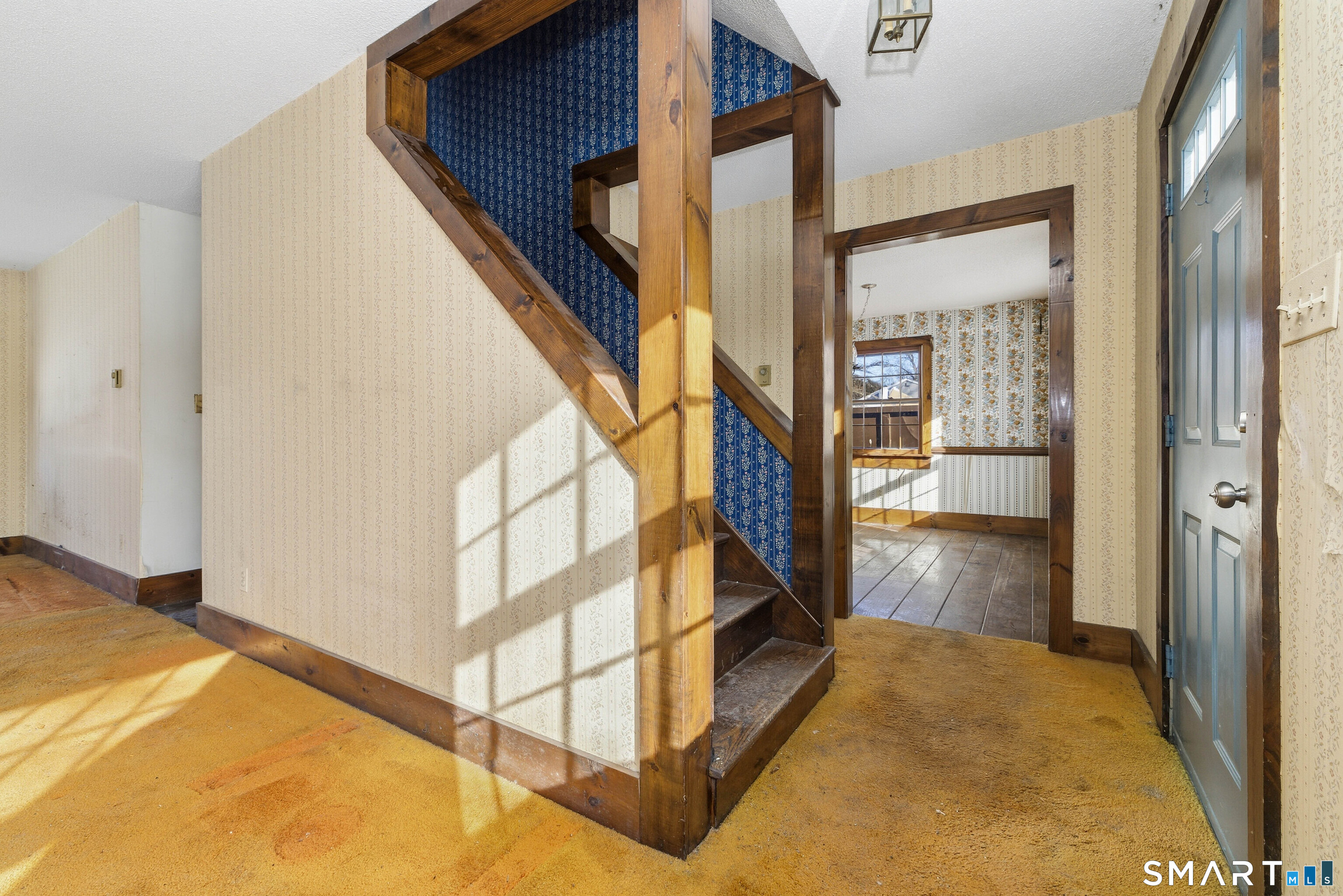 115 Melrose Road East Windsor, CT 06016 - Photo 10 of 28 a view of an entryway