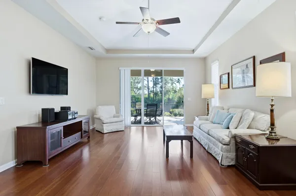 $435,000 | 790 Northwest Red Pine Way, Jensen Beach, FL 34957