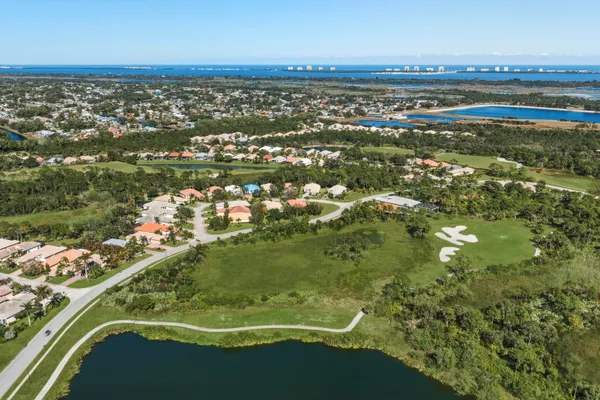 $435,000 | 790 Northwest Red Pine Way, Jensen Beach, FL 34957