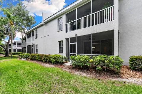 $289,900 | 3745 Fieldstone Boulevard, Unit 1102, Naples, FL 34109