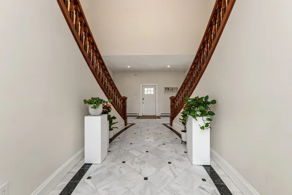 $1,799,000 | 33 Winterberry Lane, Plymouth, NH 03264