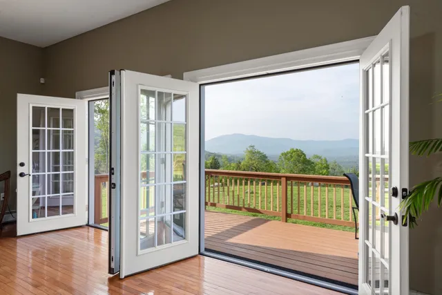 $1,799,000 | 33 Winterberry Lane, Plymouth, NH 03264