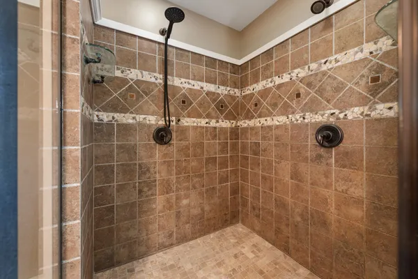 $1,799,000 | 33 Winterberry Lane, Plymouth, NH 03264