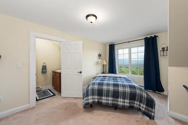 $1,799,000 | 33 Winterberry Lane, Plymouth, NH 03264