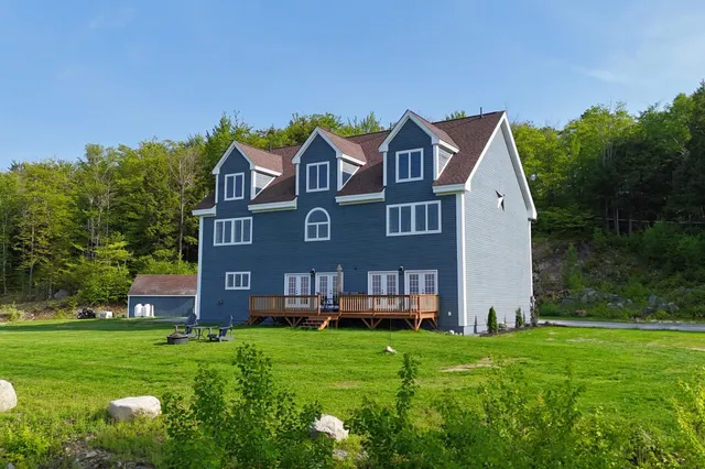 $1,799,000 | 33 Winterberry Lane, Plymouth, NH 03264