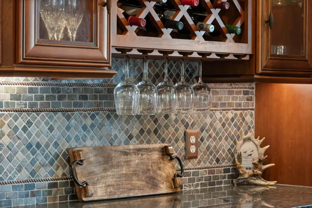 $1,799,000 | 33 Winterberry Lane, Plymouth, NH 03264