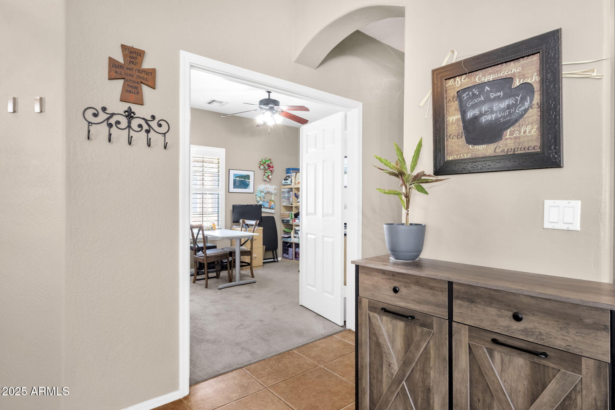 6456 South Nash Way Chandler, AZ 85249 - Photo 23 of 57 a view of living room with furniture and lamp