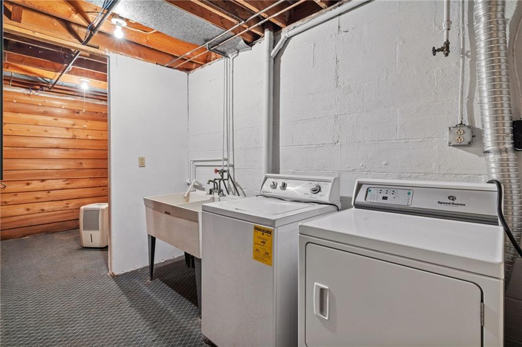 110 Atterbury Road Monroeville, PA 15146 - Photo 34 of 36 a utility room with dryer and washer
