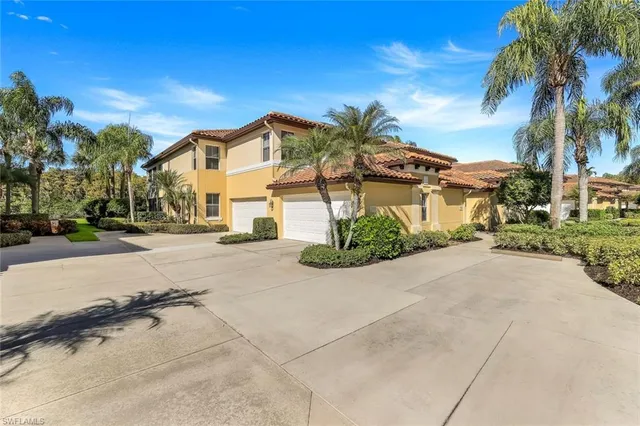 $439,000 | 20675 Wildcat Run Drive, Unit 101, Estero, FL 33928