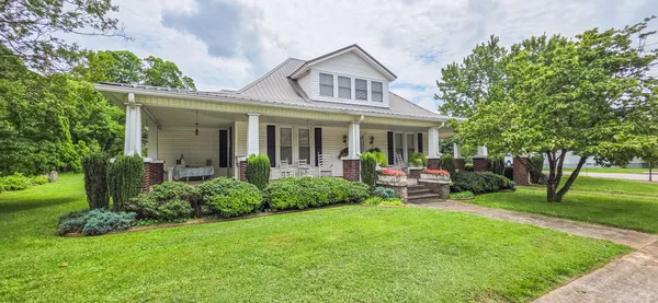 303 East Main Street, Decherd, TN 37324