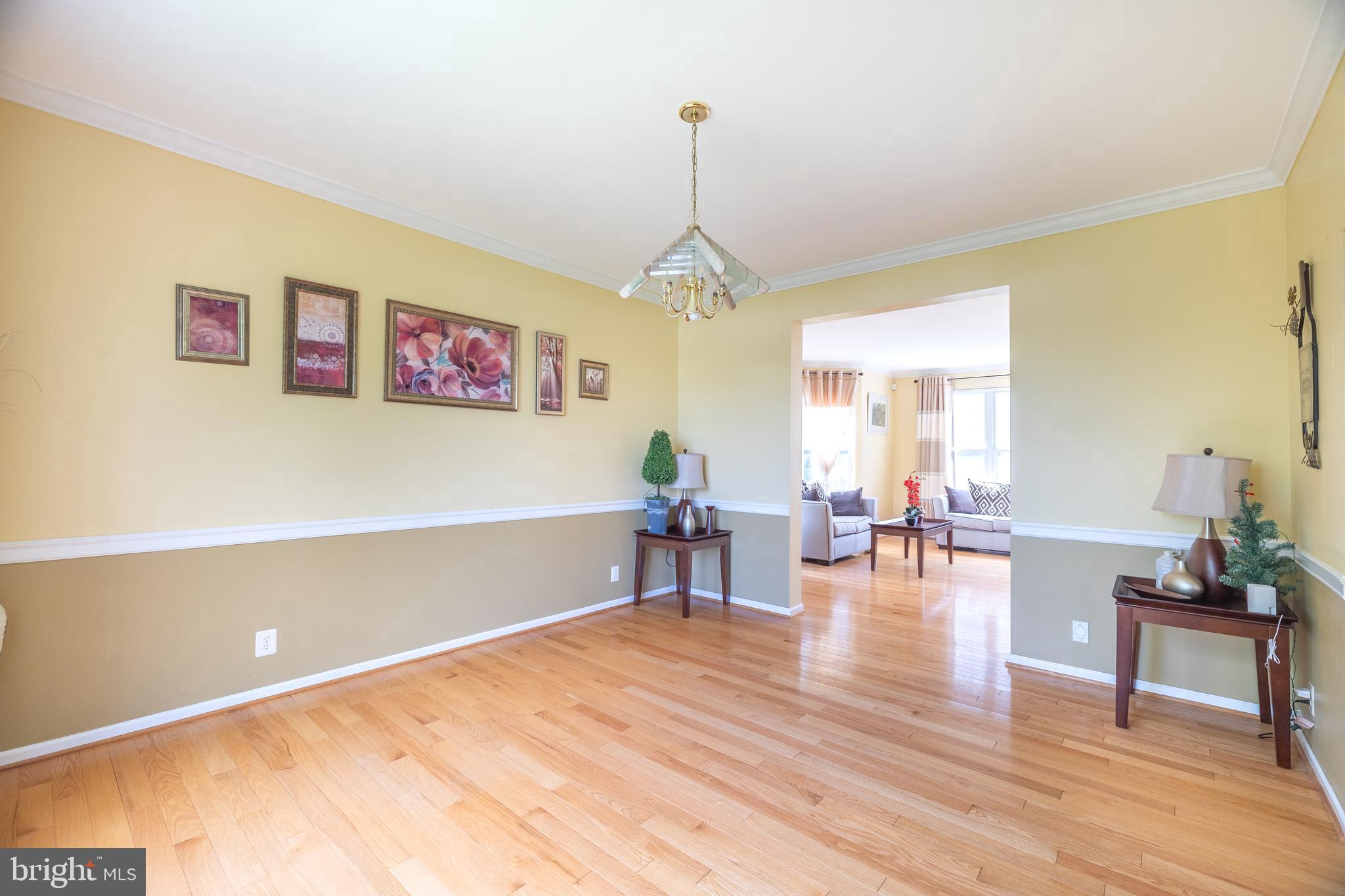 2360 Dale Road Huntingdon Valley, PA 19006 - Photo 17 of 48 Dinning room to living room