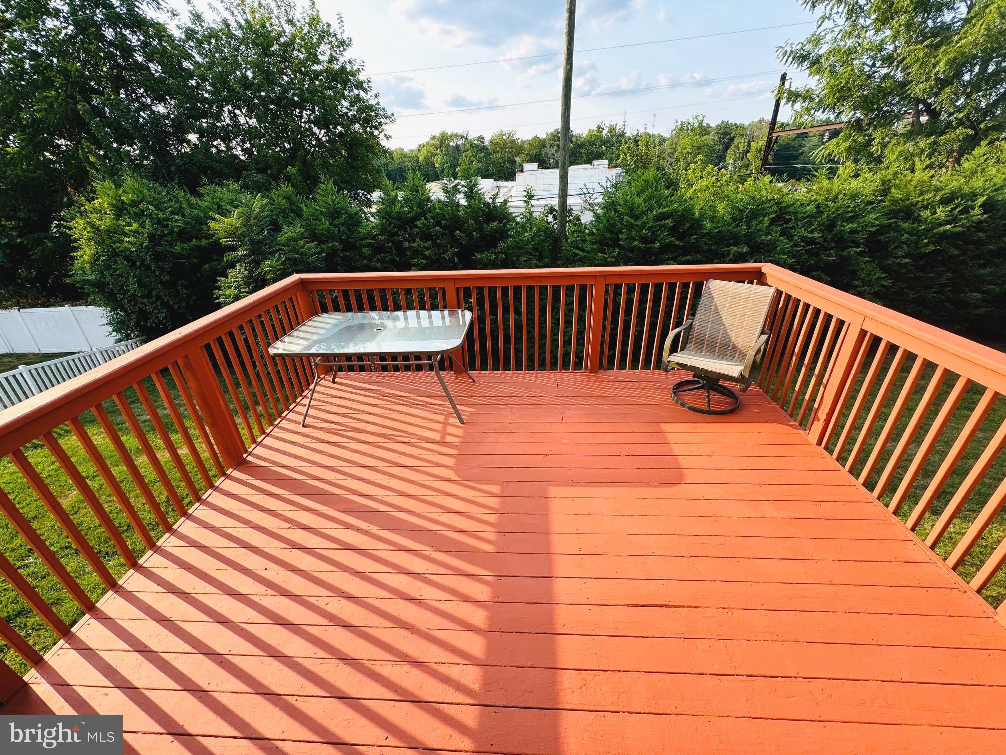 2360 Dale Road Huntingdon Valley, PA 19006 - Photo 7 of 48 Deck