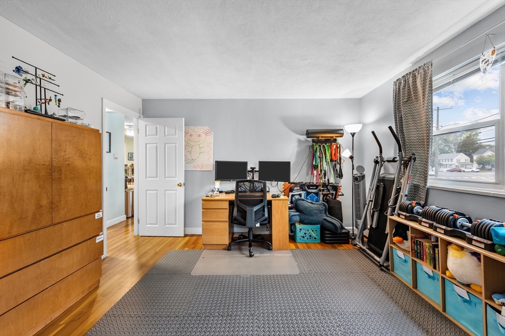 51 Warren Street, Unit 11 Waltham, MA 02453 - Photo 12 of 19