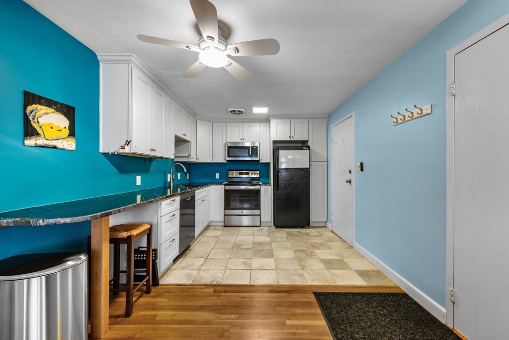 51 Warren Street, Unit 11 Waltham, MA 02453 - Photo 4 of 19