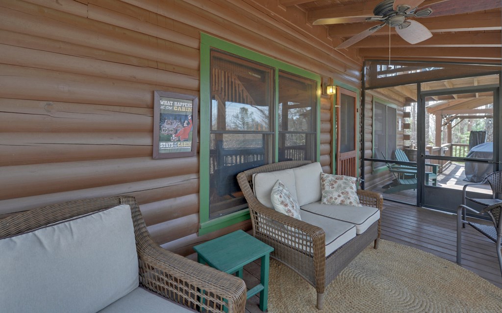 184 Smith Hill Road Blue Ridge, GA 30513 - Photo 18 of 36 a living room with furniture