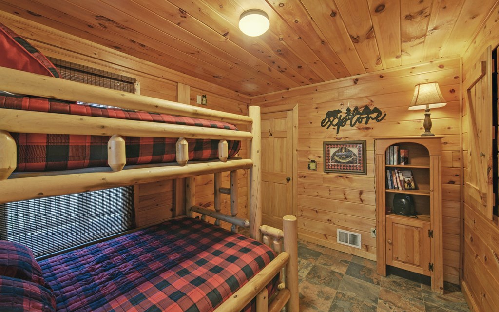 184 Smith Hill Road Blue Ridge, GA 30513 - Photo 28 of 36 a view of a balcony