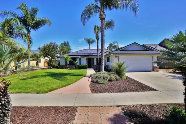 $415,000 | 5823 East Washington Avenue, Fresno, CA 93727