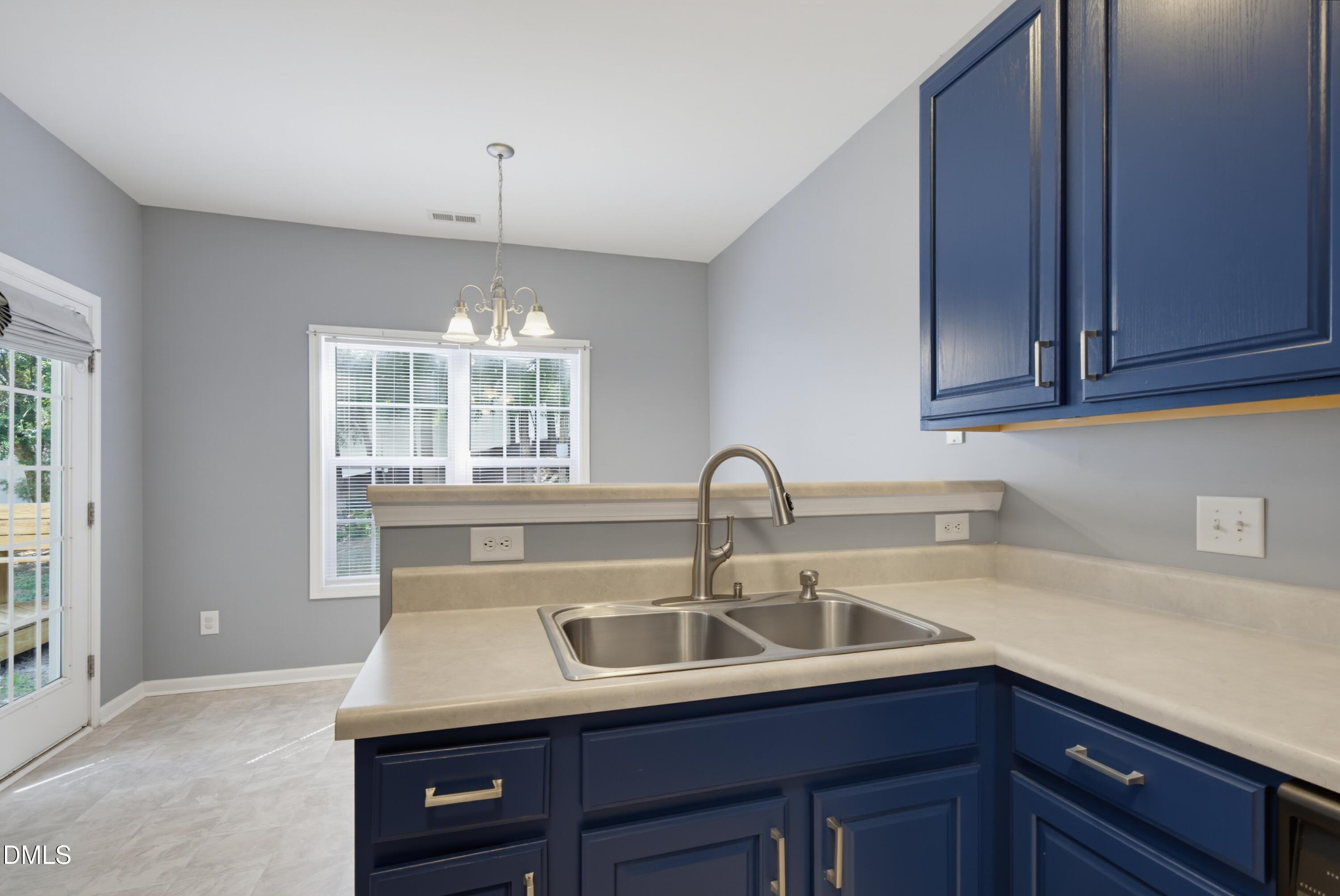 5910 Brambleberry Way Raleigh, NC 27616 - Photo 14 of 34 DSC05739