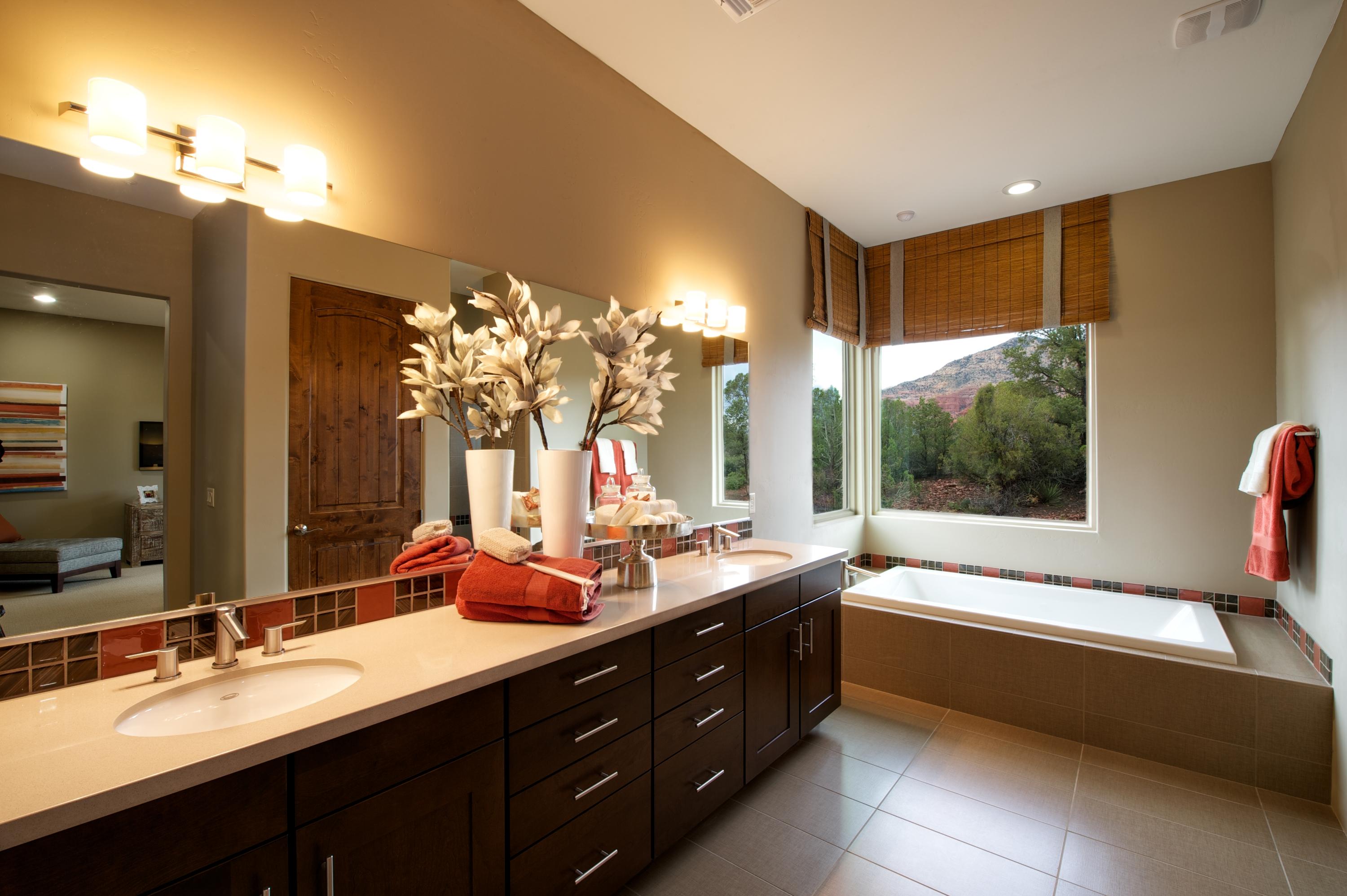 125 Rimstone Circle Sedona, AZ 86336 - Photo 14 of 18 Master+Bath-2540272915-O