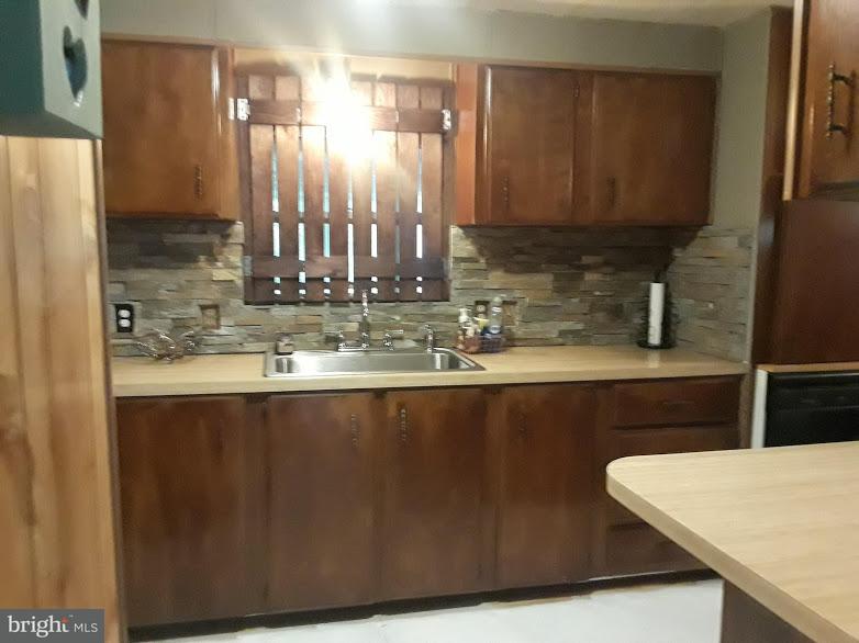 1788 Jericho Road New Bloomfield, PA 17068 - Photo 5 of 16 Gallery Image 5